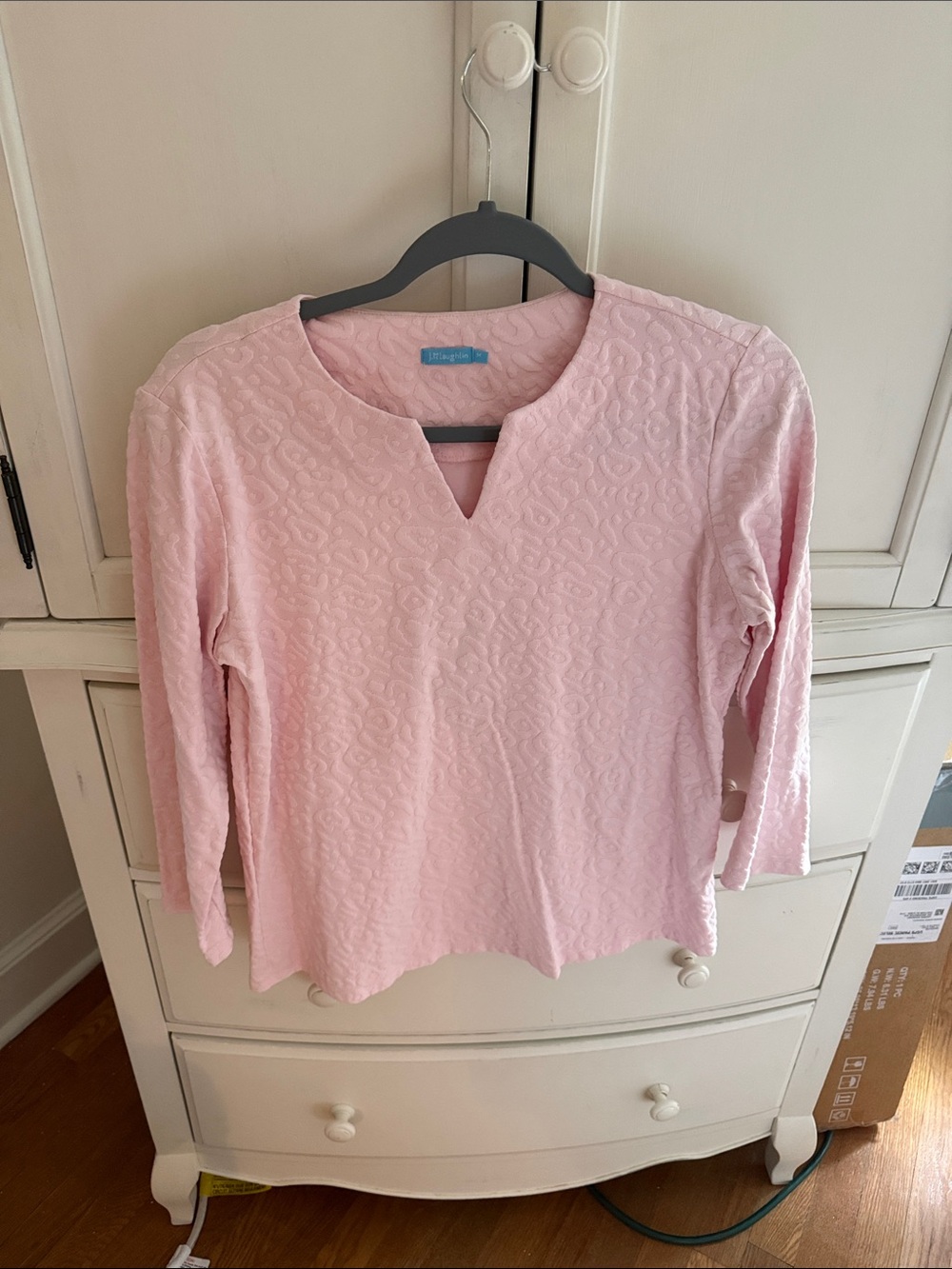 Women’s Pink Textured Notch-Neck Top